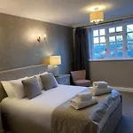 The Hotel 4*