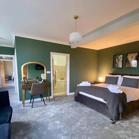 Hotell The 3*